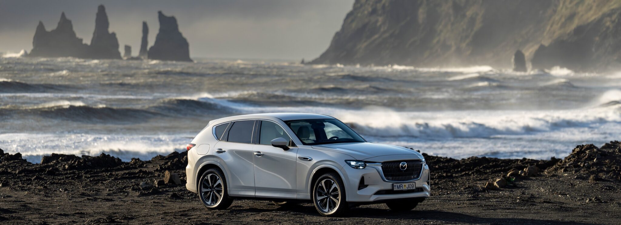 Mazda-CX-60_Iceland_Static-Image-2-scaled-aspect-ratio-1-0.363194444444