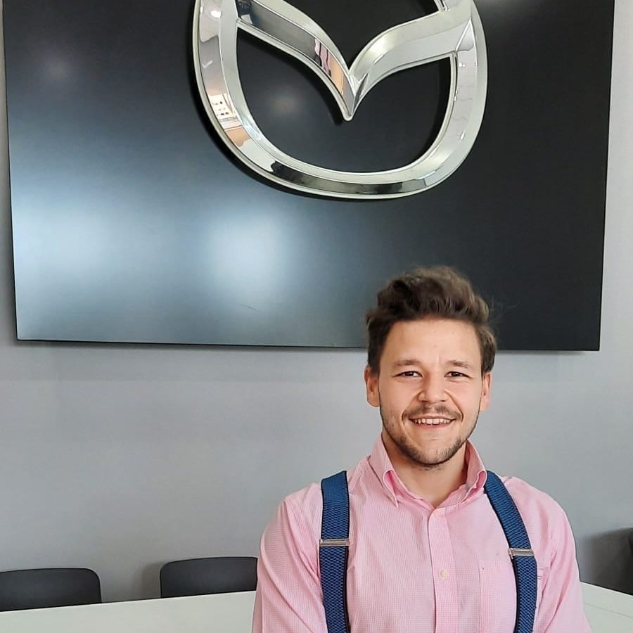 Santiago Alcón Responsable Mazda Selected