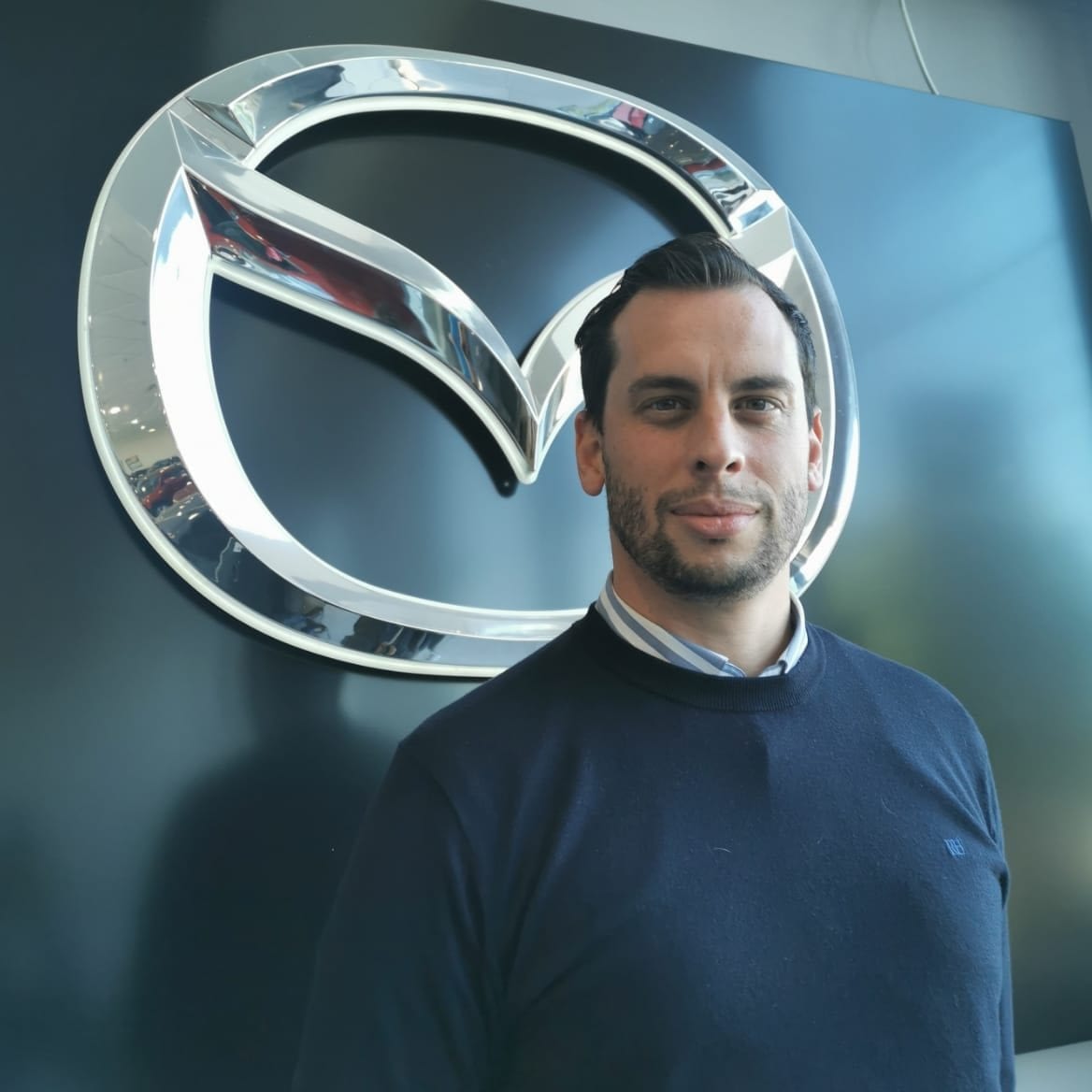 Alejandro Hernández Guzmán Asesor Comercial