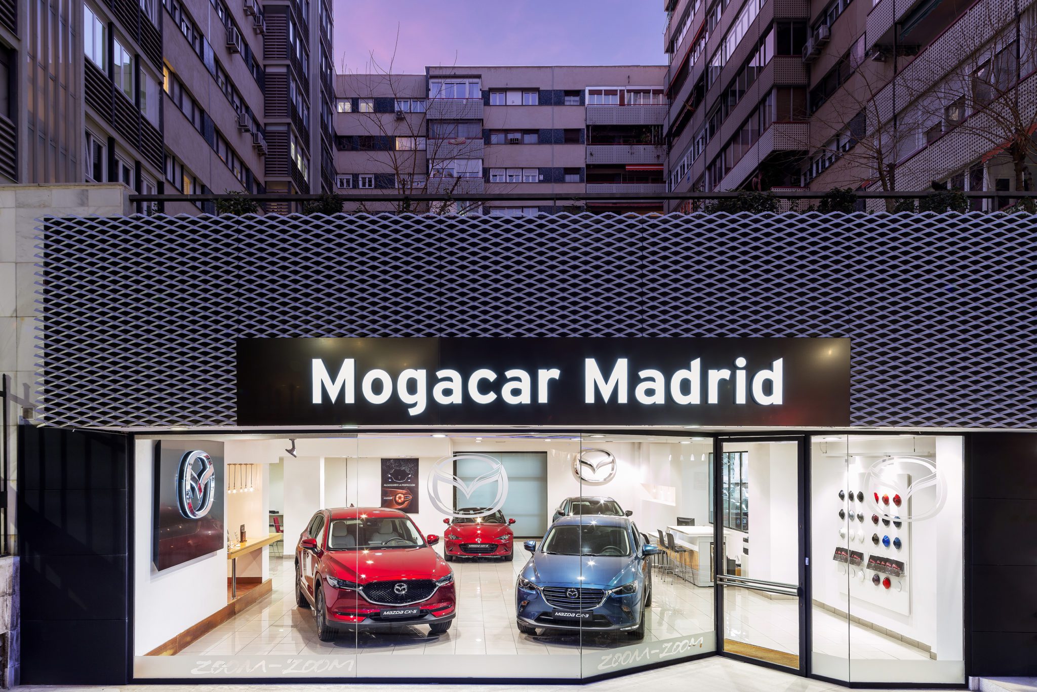 Estamos en el TOP 25 de servicio excelente de Mazda España