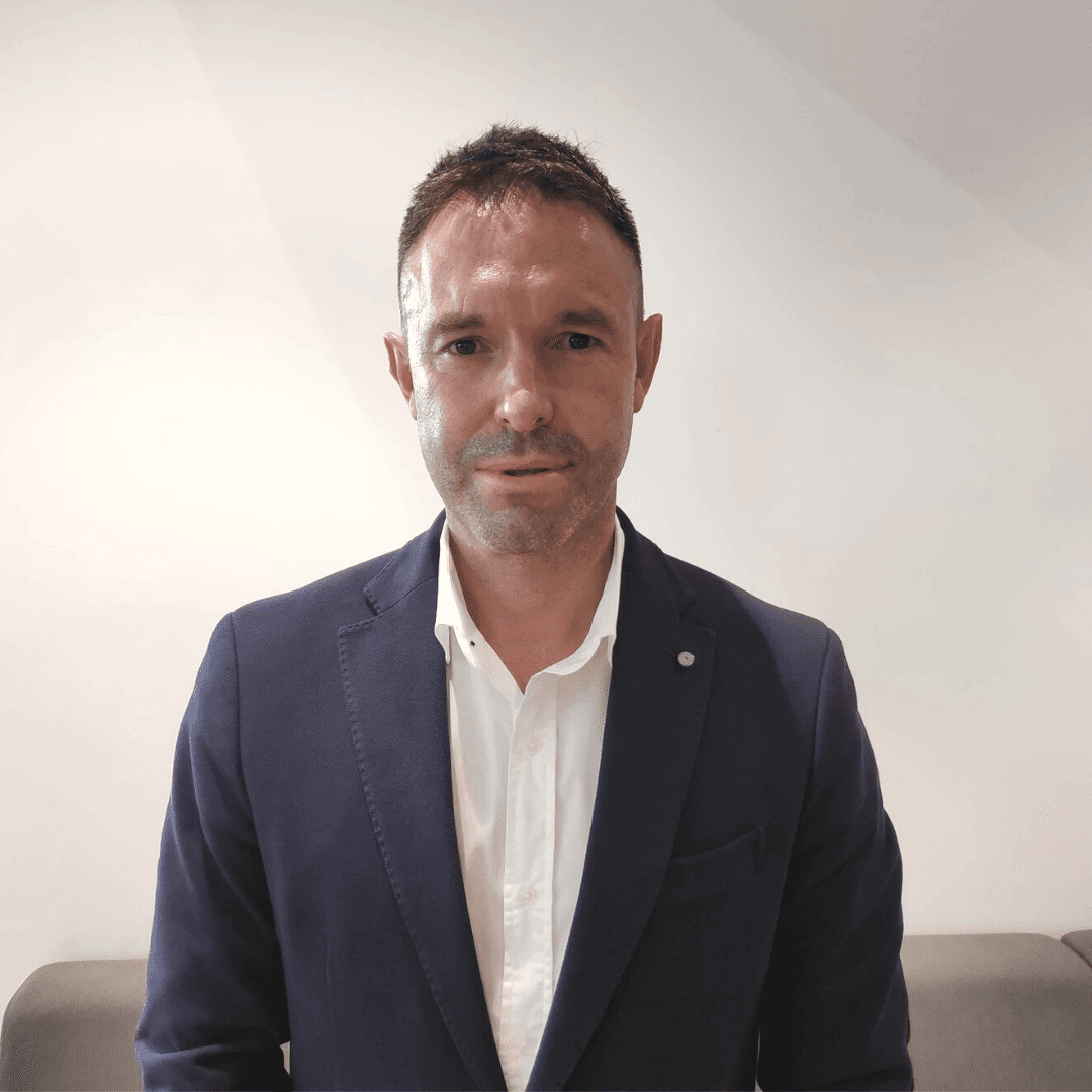 Antonio Hernández Asesor comercial