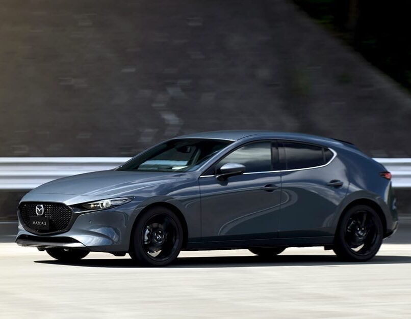 MAZDA 3, DESCUBRE LA PERFECTA COMBINACIÓN DE ESTILO Y RENDIMIENTO APROVECHA LAS GRANDES VENTAJAS DEL RENTING