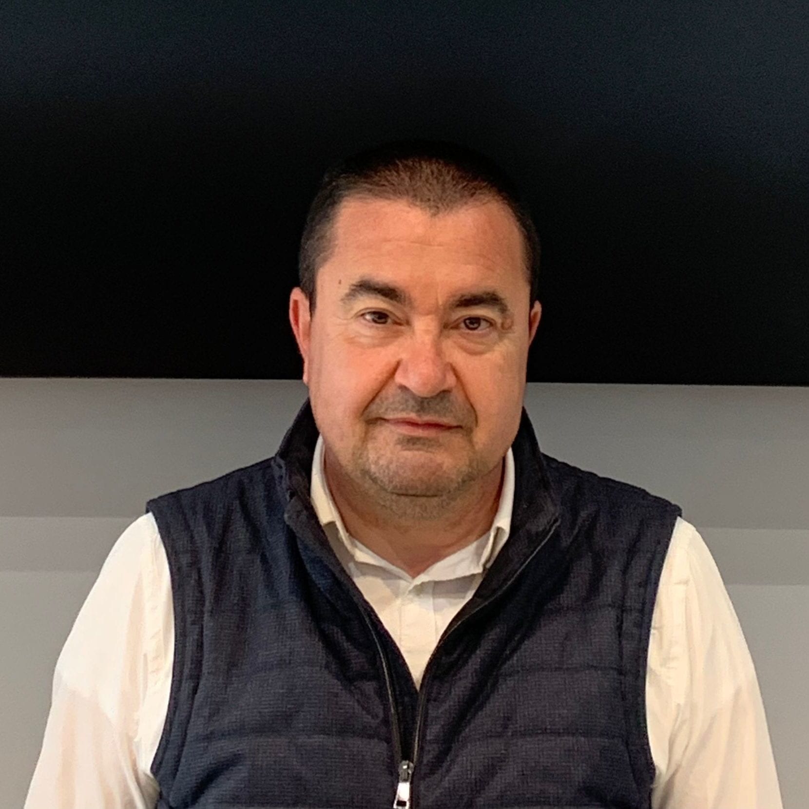  VICTOR REBOLO  JEFE DE VENTAS