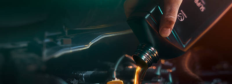 2024_Mazda_AfterSales_OilChange_KV_HighRes-1-aspect-ratio-1-0.363194444444