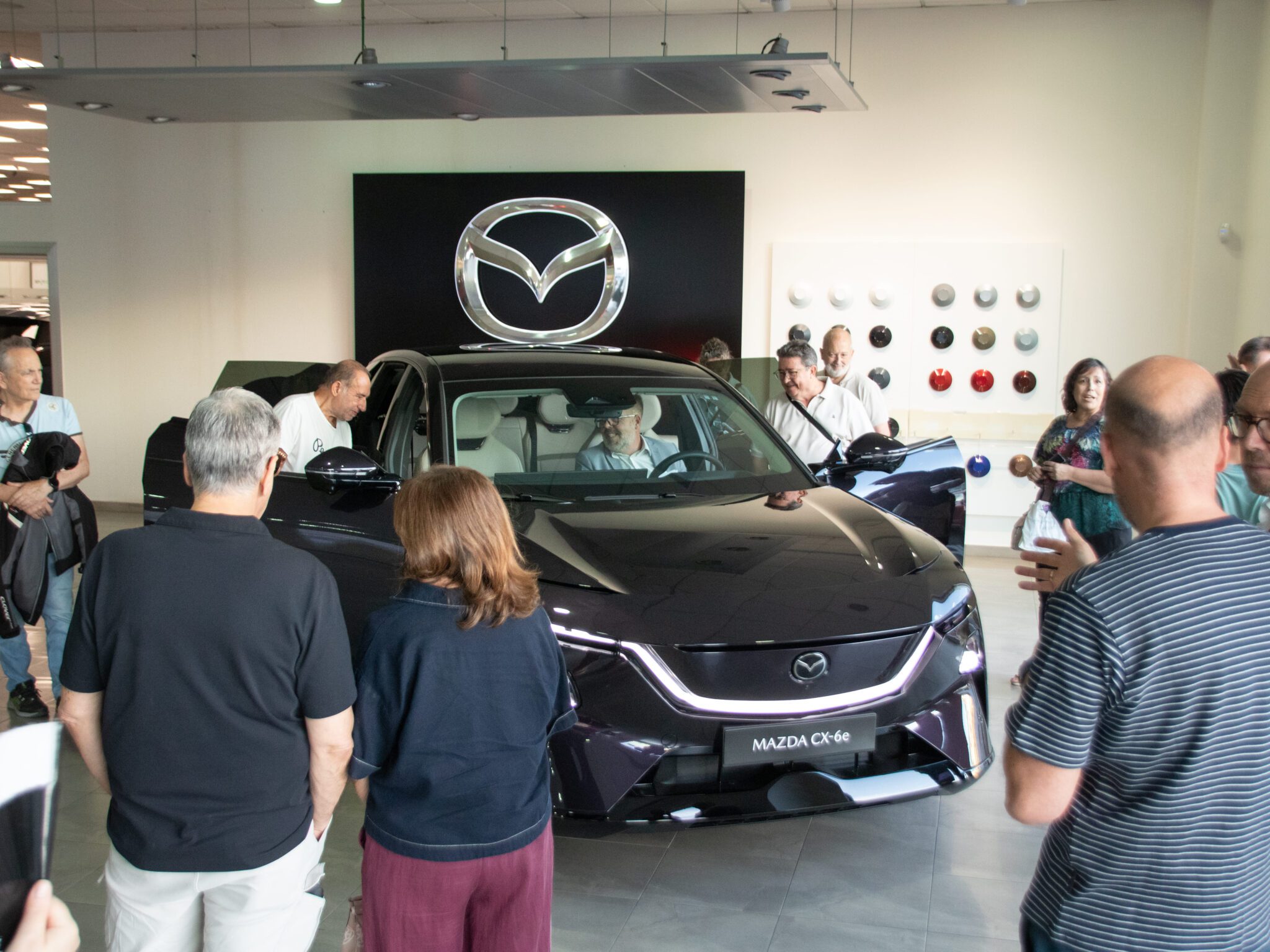 Mazda CX-6e: presentación del nuevo SUV eléctrico en Zaragoza